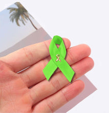 Load image into Gallery viewer, 25 Pack Satin Lime Green Awareness Ribbon Pins (25 Pins) - Fundraising For A Cause