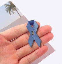 Load image into Gallery viewer, 25 Pack Satin Periwinkle Ribbon Awareness Pins (25 Pins) - Fundraising For A Cause